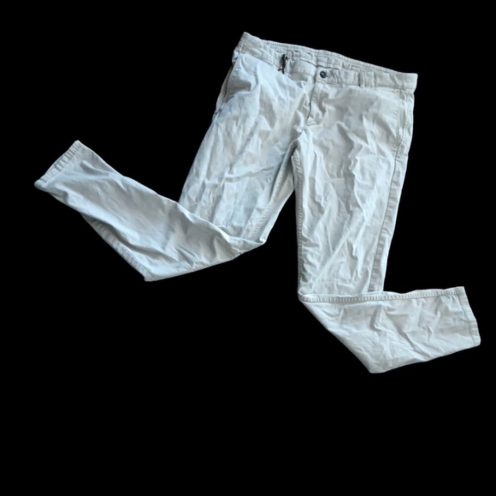 Zara classic khakis